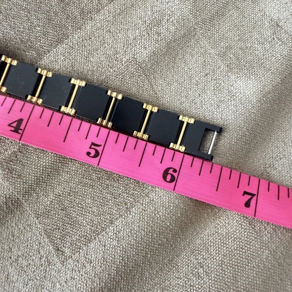 VTG Seiko Quartz Watch Black Dial Gold Tone Bracelet Octagon Dress Japan RARE